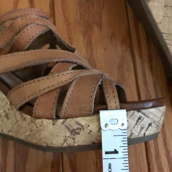 Sz 6 Kelly & Katie wedge sandal in excellent shape - Picture 8 of 8